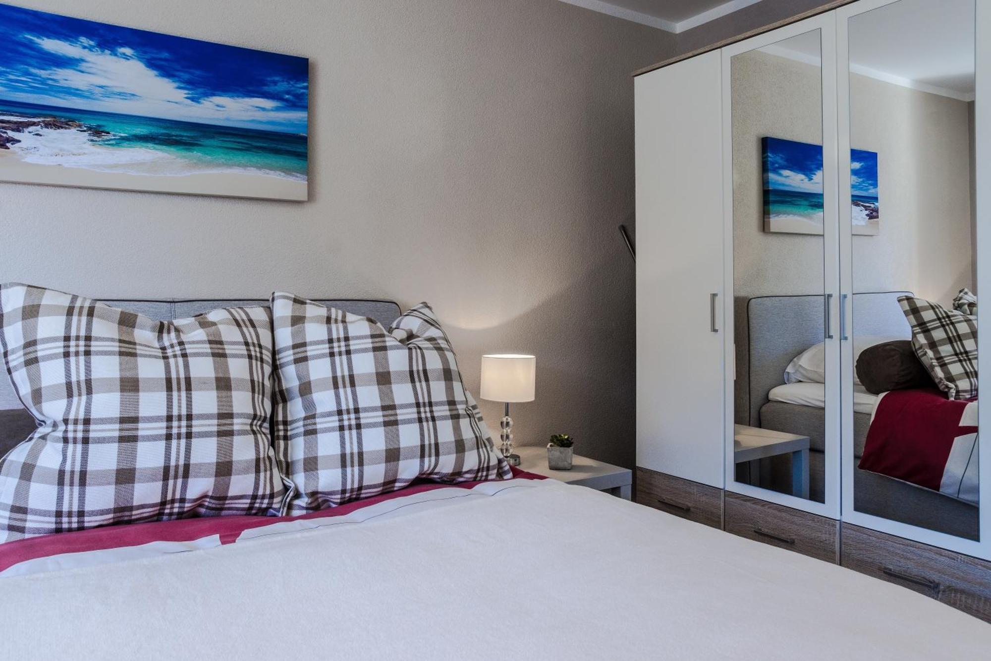 Reloc Serviced Apartments Zurich-Oerlikon Bilik gambar